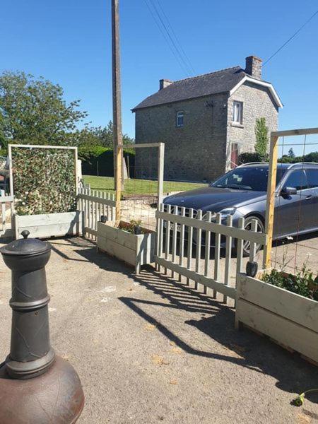 Le Petit Dragon Bed & Breakfast Plumaudan Exterior foto