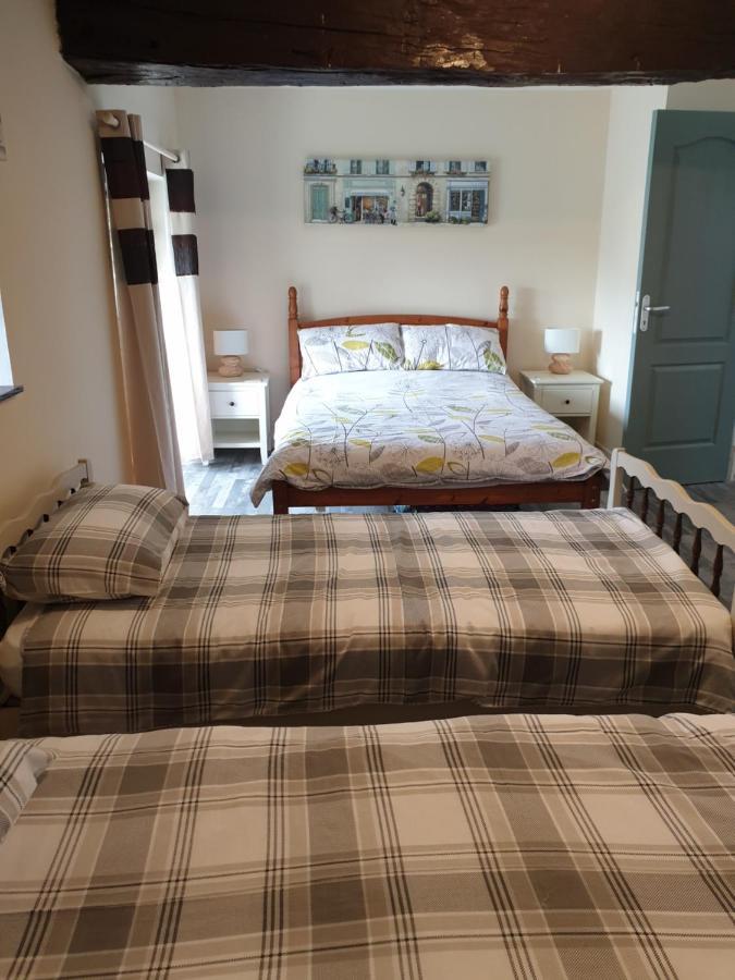 Le Petit Dragon Bed & Breakfast Plumaudan Exterior foto